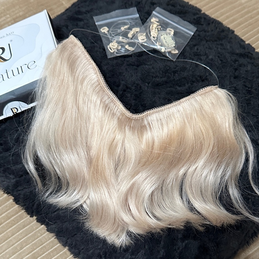 🚨SALE Runature Signature Platinum Blonde Clip-In Fringe Hairpiece 7”